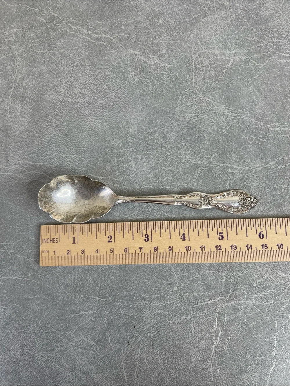 WM Rogers Vintage Silver-Plated Shell Sugar Spoon with Ornate Handle